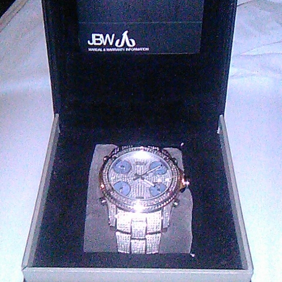 Watch - Picture 2 of 5